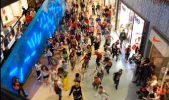 Flashmob, da New York anche a Bari: come nasce il fenomeno