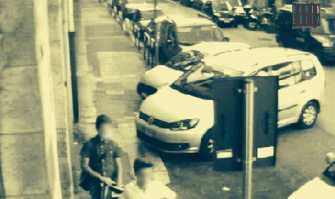 Ecco come a Bari si scippano gli smartphone: video