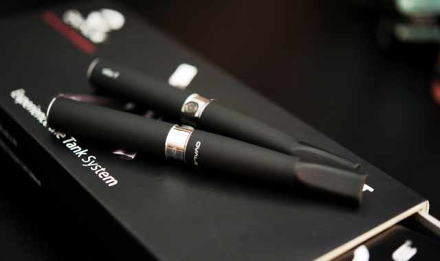 Sigaretta elettronica,  scontro tra tabaccai e libero mercato