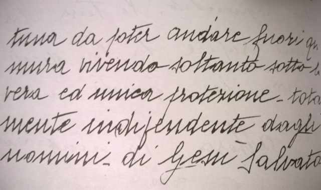 La bella grafia? Per persone ''piatte'': Il creativo scrive male