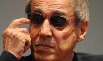 Celentano dice no al Bif&st: �Turbato dalla vicenda Bridgestone�