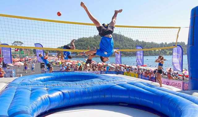 Trampolini, materassi e acrobazie: in Puglia sbarca lo spettacolare 