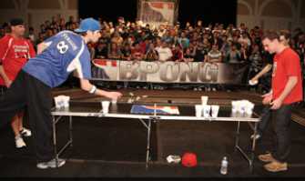 Beer pong, ecco il ''tennis tavolo'' che si gioca con la birra