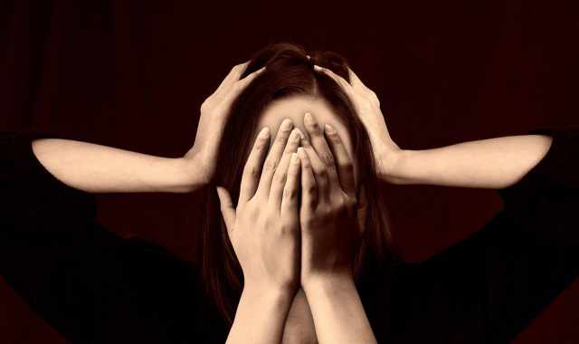 Ecco i modi migliori per alleviare il mal di testa velocemente