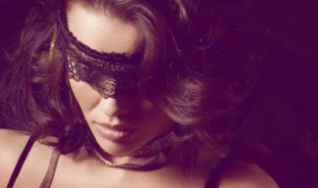 La barese Melanie, escort a 19 anni: �Con il sesso incontro me stessa�