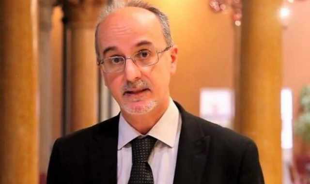 Coronavirus: l'epidemiologo Lopalco risponde alle domande pi frequenti dei pugliesi