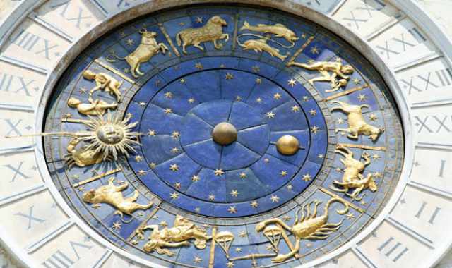 L'oroscopo: bisogna crederci? Gli astrologi: «Macchè, è solo un gioco»