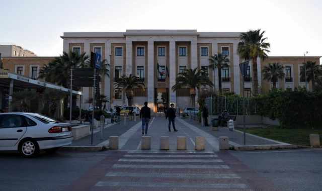 Bari, al Policlinico protesta del personale: Pi sicurezza e adeguamento dei contratti