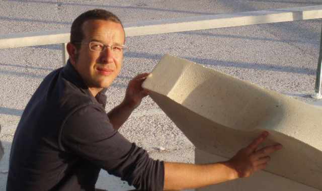 L'antico mestiere dello ''scalpellino'': in Puglia c'� solo il francese Luc