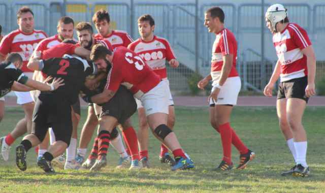 Nella tana delle ''Tigri'': il rugby a Bari  un combattimento di squadra
