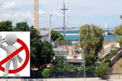 Il Tar accoglie il ricorso: sospesi i lavori per l'ecomostro del porto