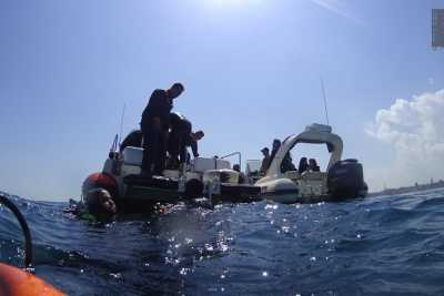 Bari, sott'acqua alla ricerca dell'isola di Monte Rosso: ecco cosa � stato trovato