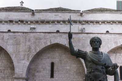 Templari, imperatori e leggende: � Barletta, la citt� che profuma d'Oriente