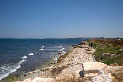 Palese, la polizia fa sgomberare la costa: �Piombo in mare�. E' giallo