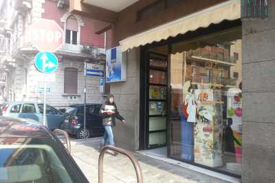 Bari, svaligiato il ''bar dei carabinieri'': sorge a 10 metri dalla caserma
