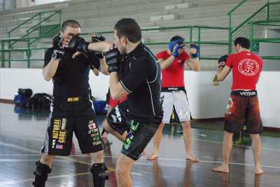 L'Mma, lottare in gabbia usando mille colpi: �Ma seguiamo la legge del samurai�