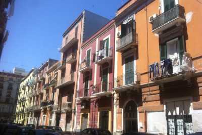 Le palazzine ''color pastello'', vero simbolo di Bari: ma sono a rischio