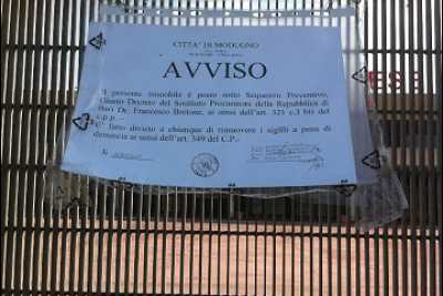Modugno, chiuso e sequestrato il grande mercato cinese