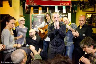 Troppi costi e volume alto: i locali baresi dicono ''no'' alla musica live
