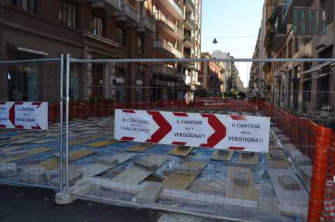 A Bari decine di ''cantieri della vergogna'': lavori iniziati e mai finiti