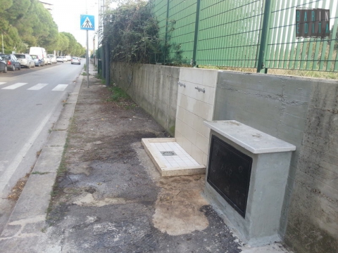 Bari, in via Mitolo sorge una fontana dal nulla: �E' stata fatta per i rom�