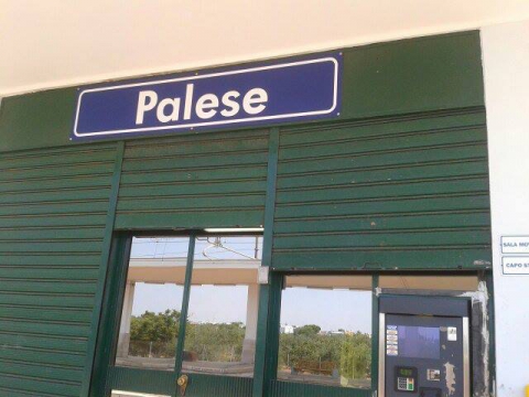 Palese in rivolta: �Treni dimezzati per la deviazione in aeroporto�