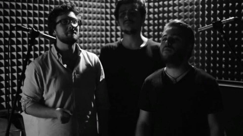 Gli Almeno Tre: «Con il nostro elettro-pop mettiamo al centro l'uomo»