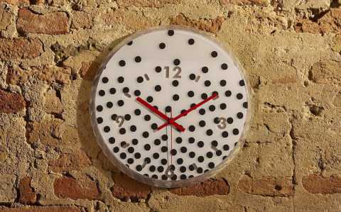 7 esempi di orologi da parete moderni di design