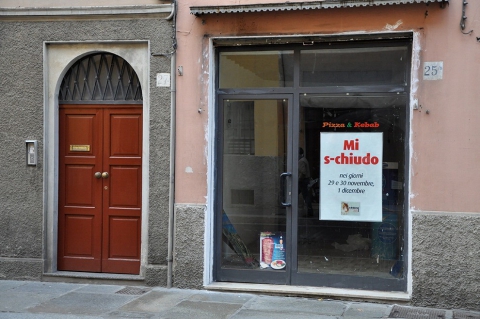 Crisi s�, ma c'� chi apre un negozio: storie di ''coraggio e incoscienza''