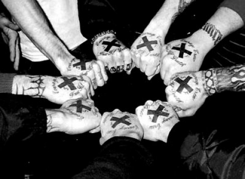 Niente alcool, droga e tabacco: arriva la filosofia ''straight edge''