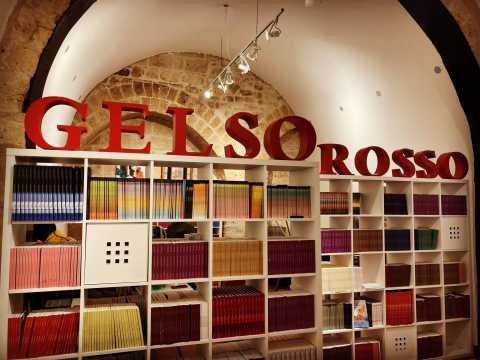 Bari, concorso letterario e fotografico per i 18 anni della casa editrice Gelsorosso