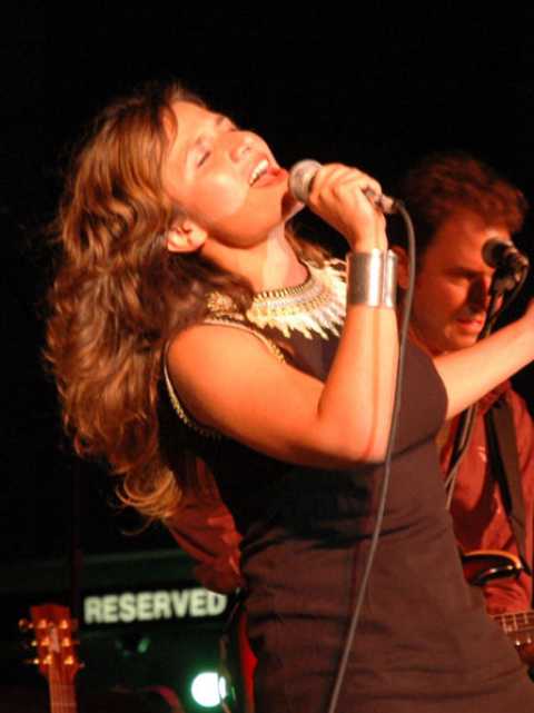 Polignano, Chiara Civello in concerto nel Centro storico