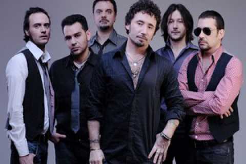 Altamura, ''Notte dei Claustri'': i Tiromancino live in piazza Matteotti