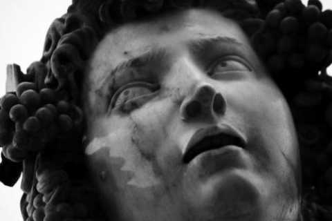 Monopoli, ''Copula Mundi Michelangelo'': mostra personale di Nico Vigenti