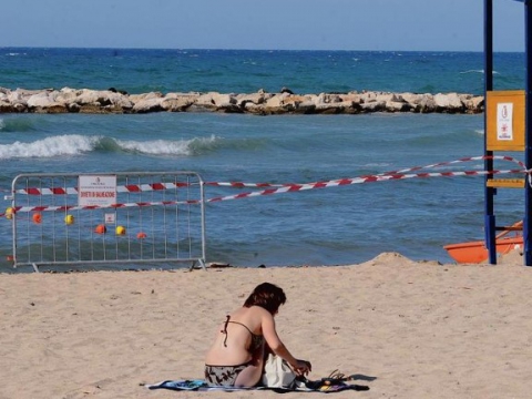 Pane e Pomodoro: «Sì agli scarichi a mare, costa troppo rifare la fogna»