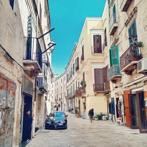 Sale slot a Bari: quali leggi le regolamentano?