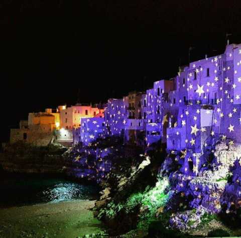 Polignano a Mare, Meraviglioso Natale: nel centro storico mercatini, eventi, degustazioni e giochi