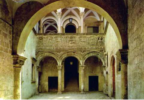 Bitonto, tornano le Giornate FAI di Primavera: visita al Palazzo Vulpano Sylos