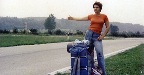 Lo scrittore Peppe Leccese: «Nel mio "Terra terra" ricordo di quando si viaggiava in autostop»