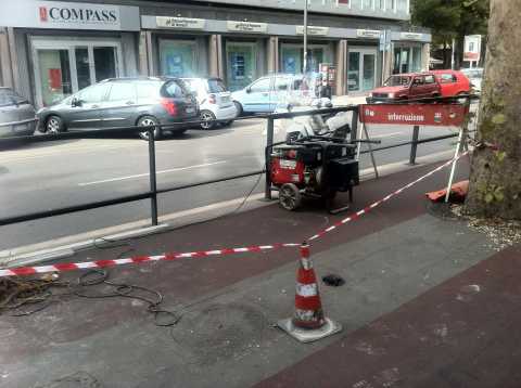 Pista di viale della Repubblica: il Comune ci mette una pezza