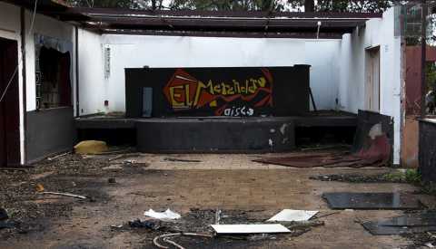 La triste fine della prima discoteca del barese: ora ''El Merendero''  una discarica