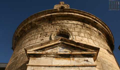 Mola, riapre per due giorni la rara chiesa circolare: la nostra visita in anteprima