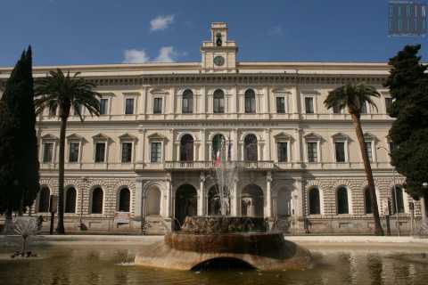 Bari, Cal Carducci racconta la storia dell'Ateneo e dell'Universit Adriatica