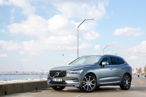Volvo XC60 alla prova su strada