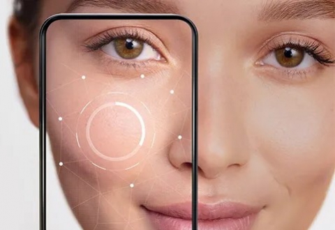 Macchie dell'et�: sintomi, prevenzione, rimedi