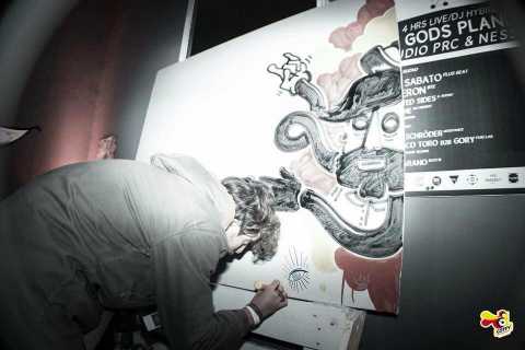 Simone Salamida: Con il ''live painting'' unisco pittura, musica e festa