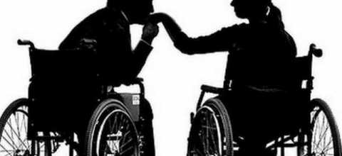 L'amore tra disabili: I normodotati non capiscono, ci uniamo tra di noi