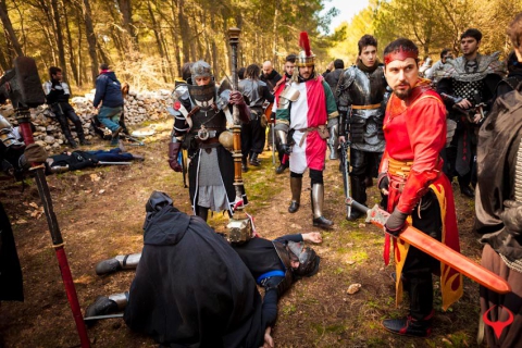 Un mondo fatto di cavalieri, maghi ed elfi: � la ''guerra del caos''