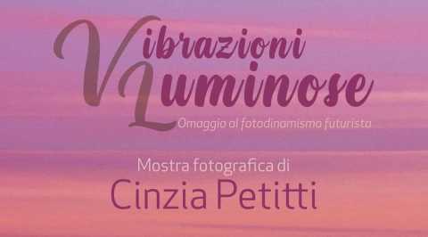 Bari, Bottega FineArt: la mostra ''Vibrazioni Luminose'' tra alba, aurora e fotodinamismo