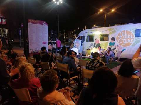 Bari, torna ''Lungomare di Libri'': la manifestazione che trasforma la citt in una libreria a cielo aperto